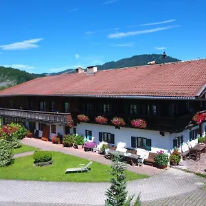 Stockinger Hof Apartment