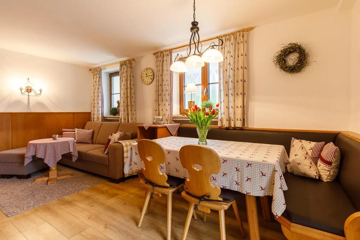 Ferienwohnungen Gastager - Lohener Hof Ruhpolding 0*,